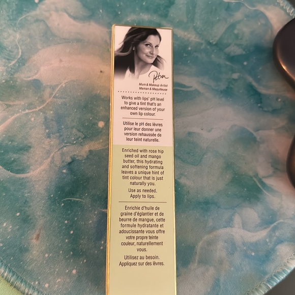 PIXI + Hello Kitty lip Tone New in Sealed Box - Picture 2 of 6